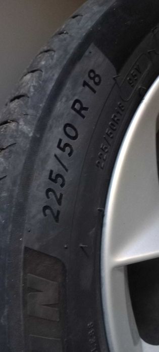 18 цолови джанти с летни гуми Michelin 225/50/18