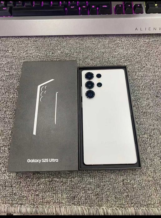 Samsung S25 ULTRA 12/512 GB Alb