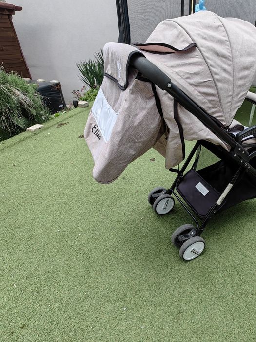 Лятна детска количка Moni Elisa
Лятна количка Moni Elisa Сива е подход