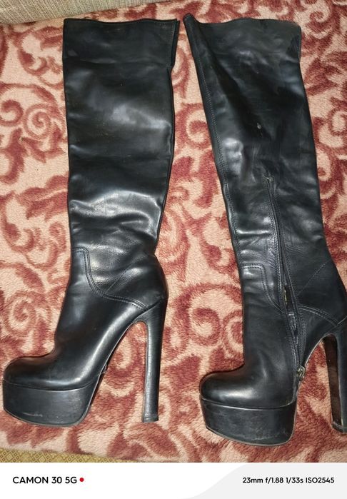 Сапоги на шпильках