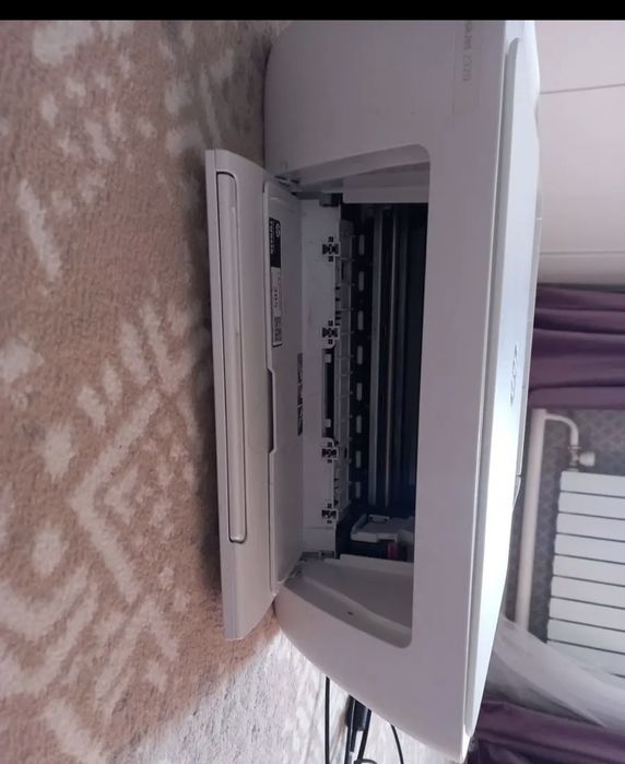 Принтер DeskJet2320