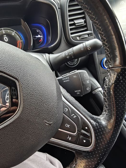 Renault Koleos Tracțiune Față 4x2  INITIALE PARIS 2.0 dCI Automat X-tronic 177 cp