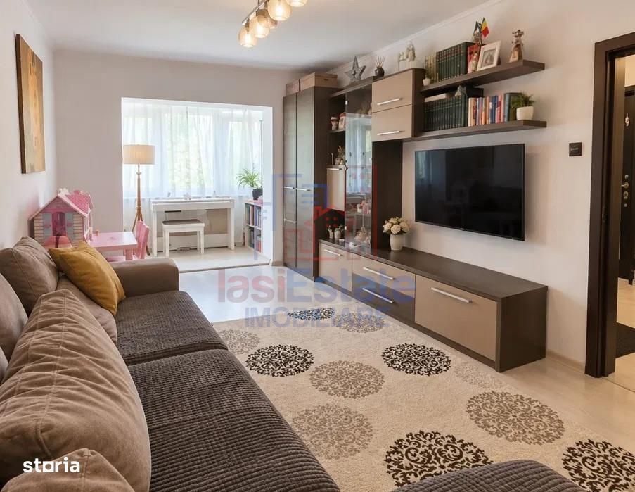 Apartament cu 3 camere zona Podu de Fier