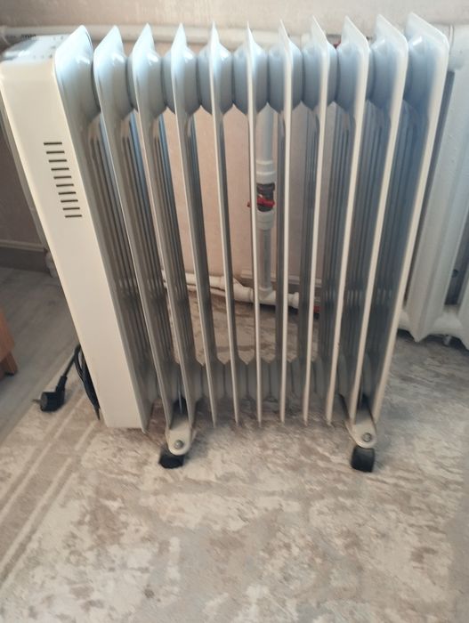 Продается масляный обогреватель