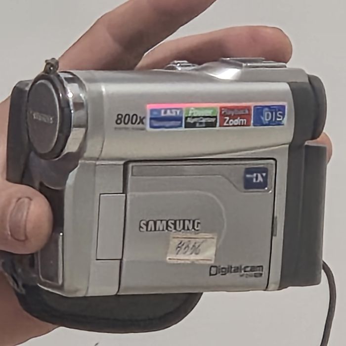 Продам камера 9990 тенге