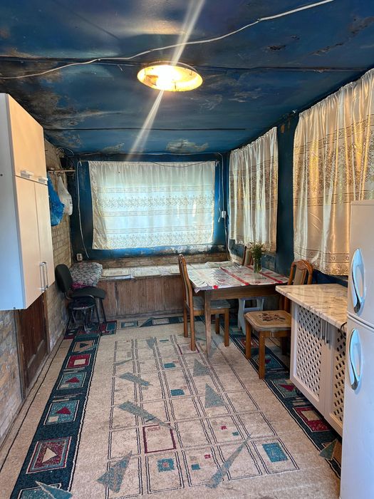 Продам дачу на спутнике около речки!