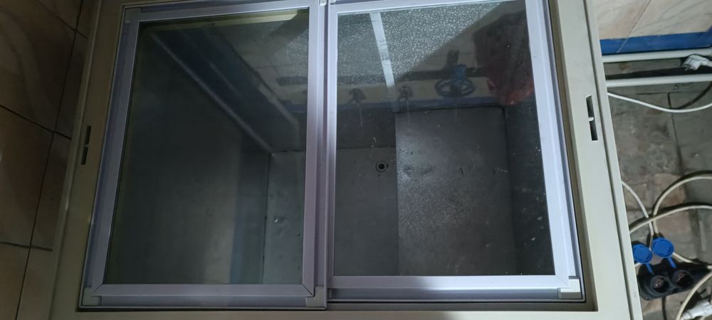 Продам морозильник