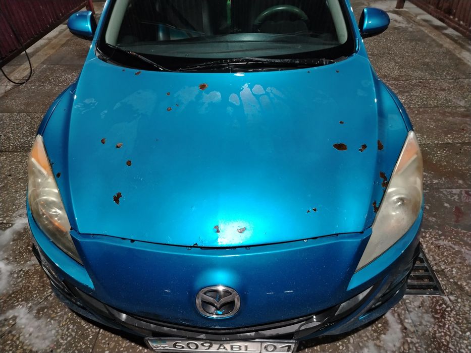 Мазда 3 2011 года