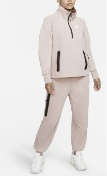Nike tech fleece