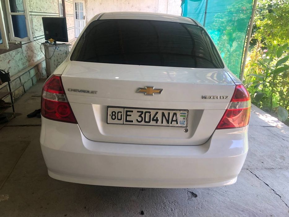 Nexia 3 avtomat sotiladi (tez)