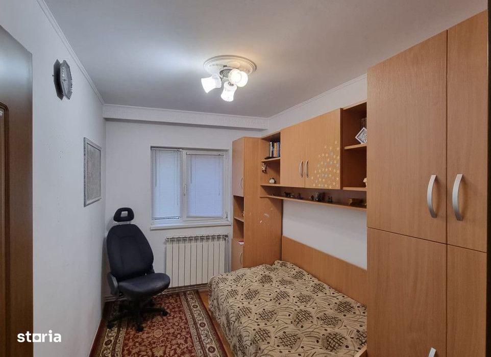 Apartament 3 camere Nicolina , 64 metri, etaj 4 Cod:163190
