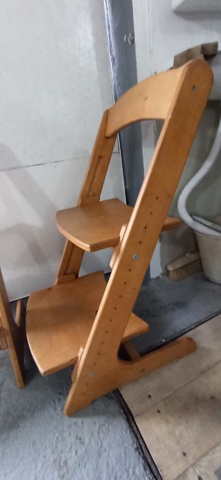 Продам растущие стулья
