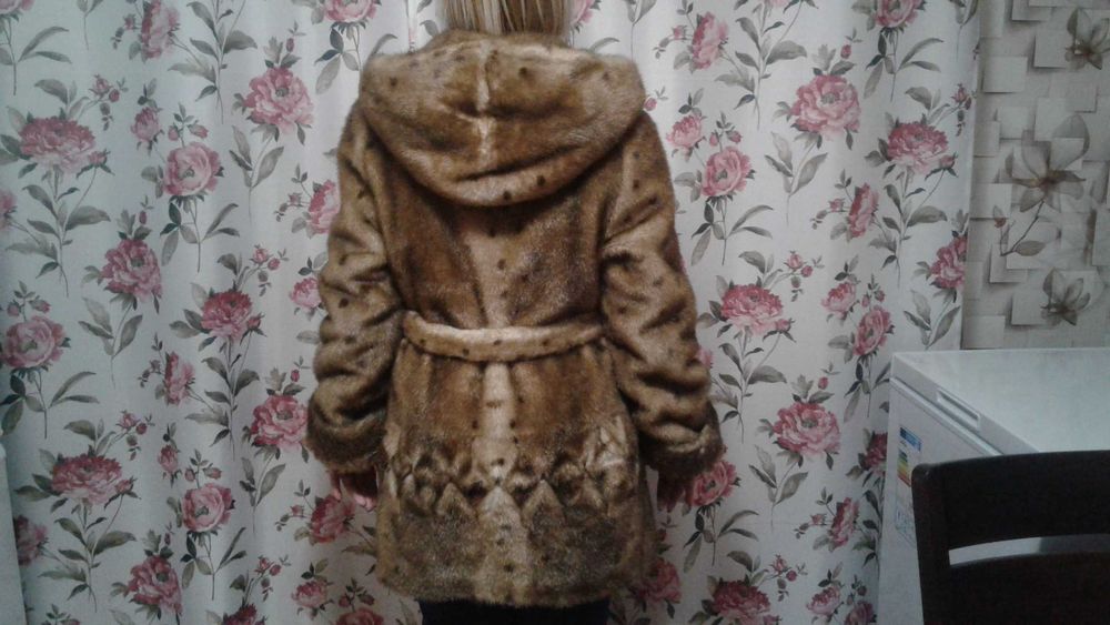 Продам шубу искусственную б/у