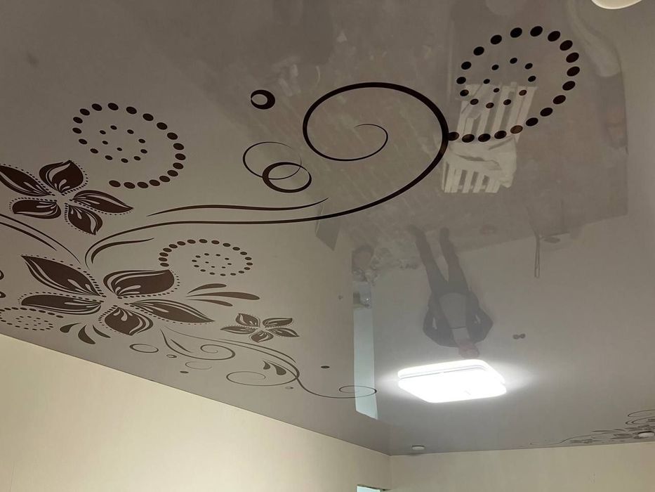 Натижной паталок.