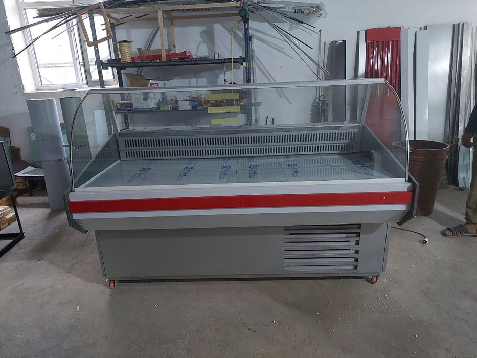 Витринние холодильники