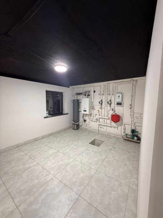 Замонавий Таййор мебелари шароитлари килинган хеч ким яшамаган хонадон