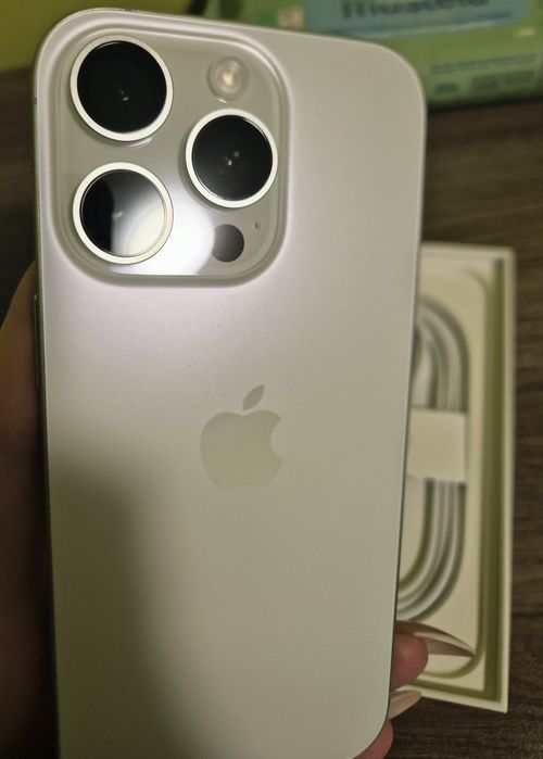 Iphone 16 pro 256 white titanium