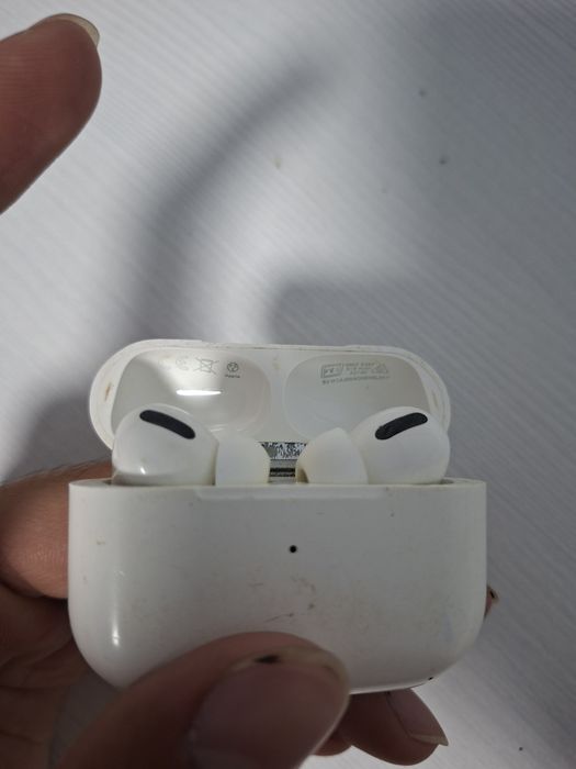 Apple airpods pro