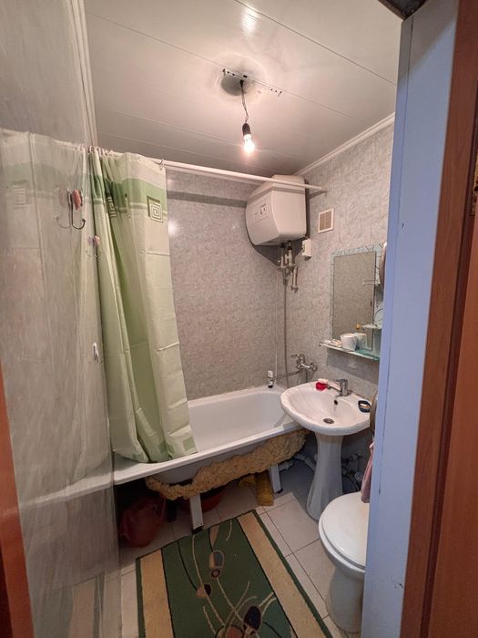 Кв сатылады СРЛЧНО.