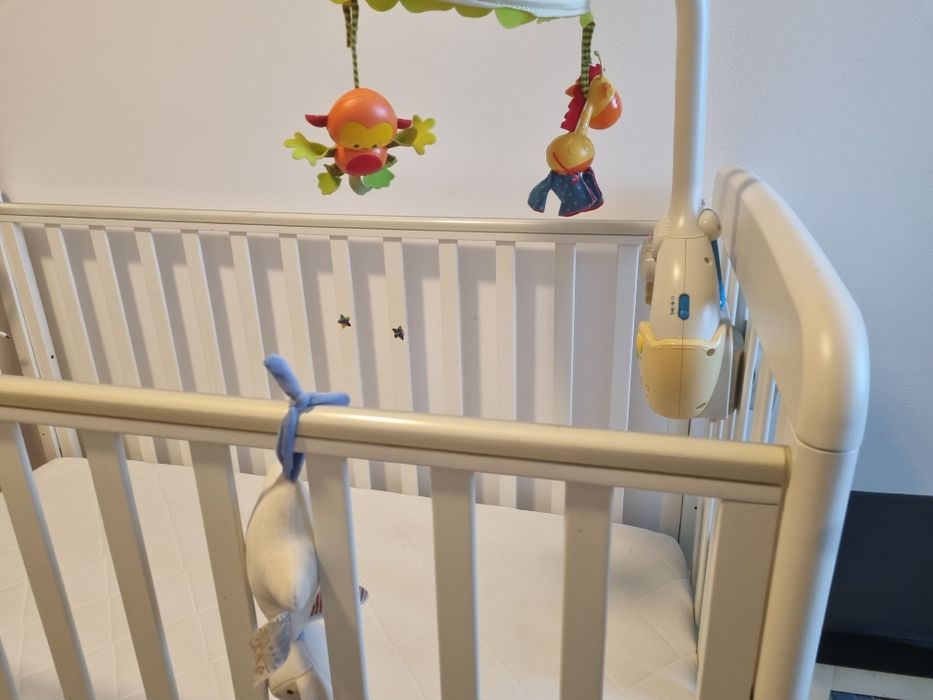Patut de bebe cu saltea plus CADOU