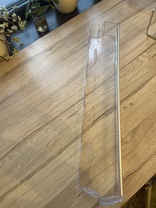 rafturi usa Hotpoint Ariston