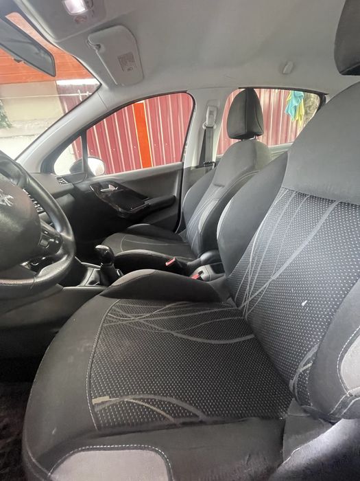 Peugeot 208 1.2 vti mokka brown adus recent