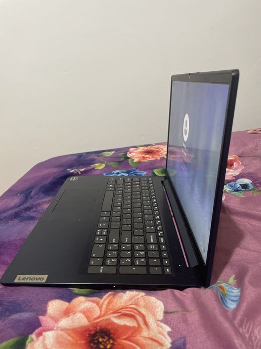 Vand leptop de gaming  128 gb