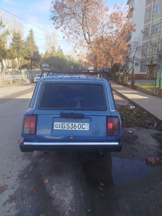 Avto vaz 2104 sotiladi
