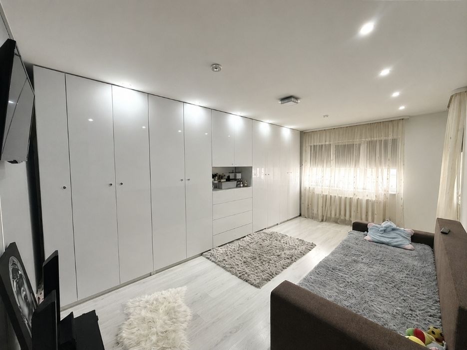 Apartament de vanzare.