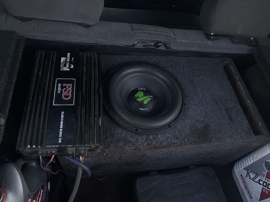 Продам сабвуфер  BD Machete 12 FR