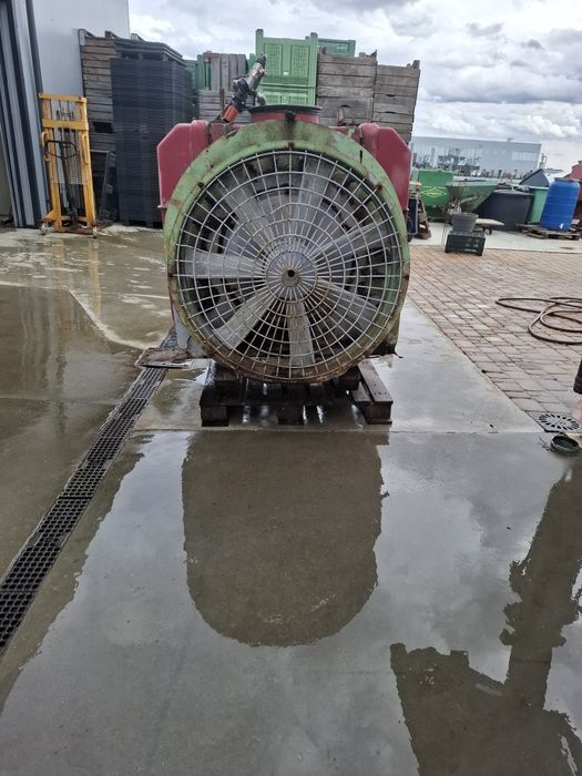 Pompa Atomizor Stropitoare pomi fructiferi și vita de vie