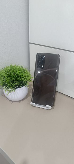 realme Q3 Pro Special