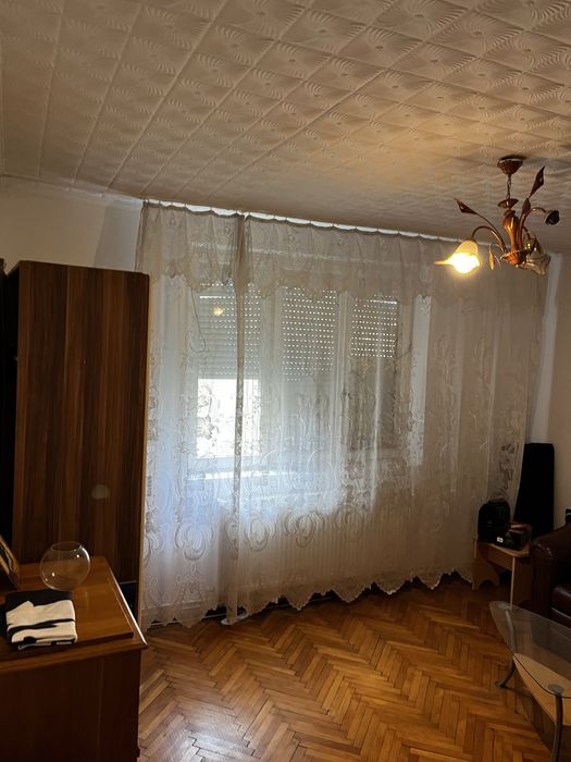 Vand Apartament 2 camere
