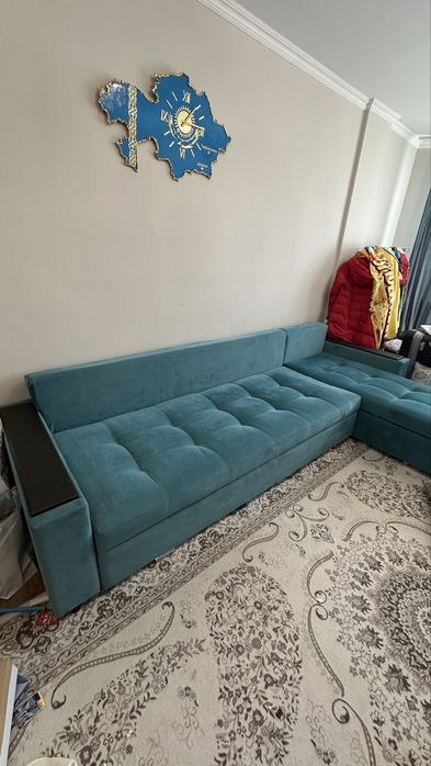 Диван трехметровый