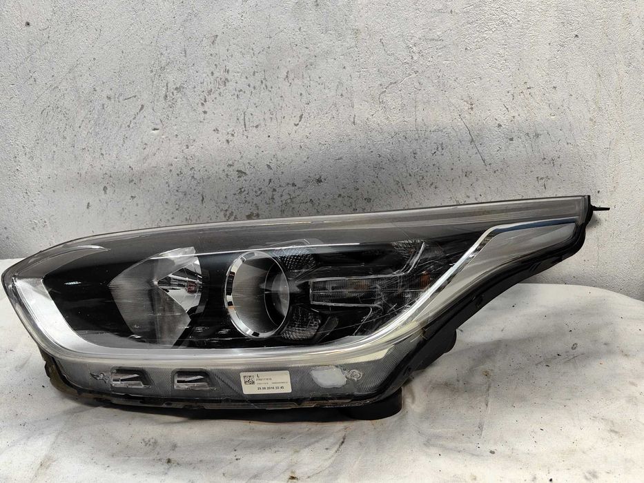 Оригинален фар Киа  Kia Ceed Led