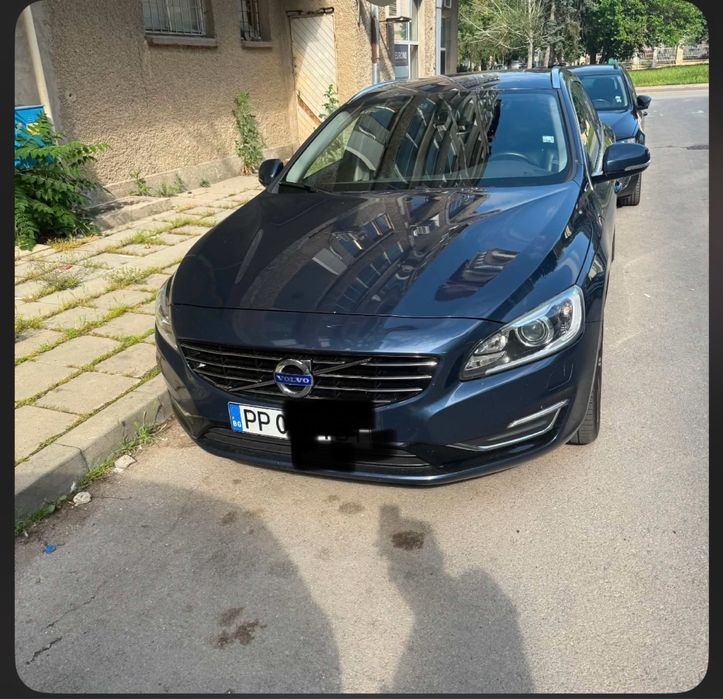 Спешно Volvo v60 хибрид