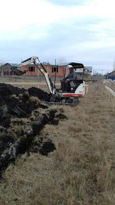 Execut lucrari cu miniexcavatorul si transport marfa ieftin ploiesti