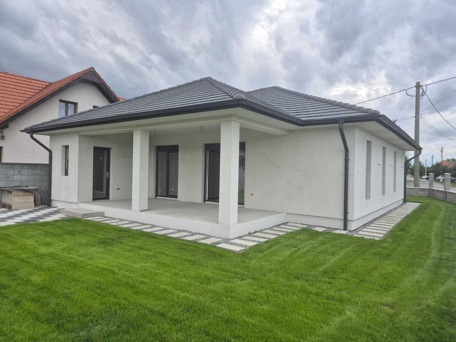 Casă de vânzare Sânleani