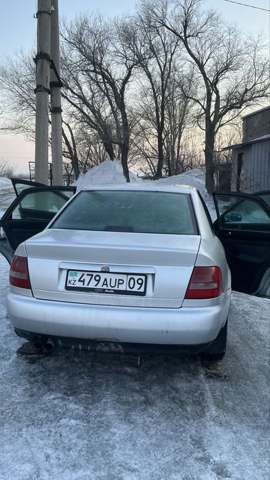 Ауди А4 1996 года 2.8 куатро