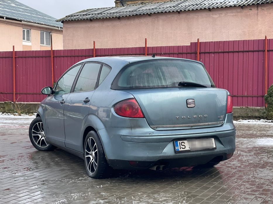Vând//schimb Seat toledo