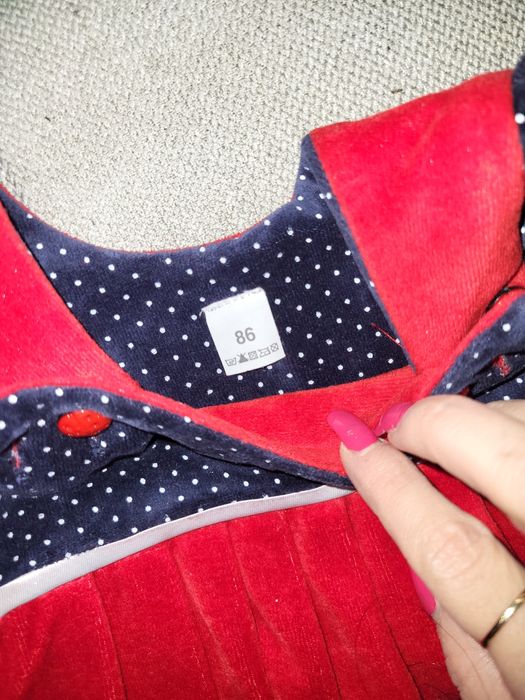 Rochiță catifea rosu cu bleu noua 1-1.5ani 86 cm