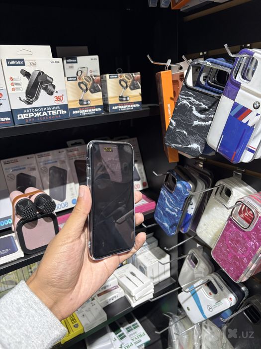 Iphone 11 pro gozal holatda 72 yomks 64 gb