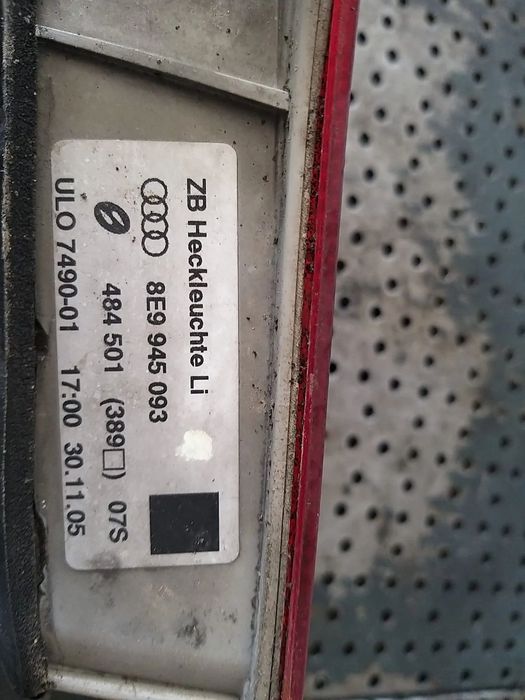 Stop tripla lampa stanga haion audi a4 b7 8e break 8e9945093 484501