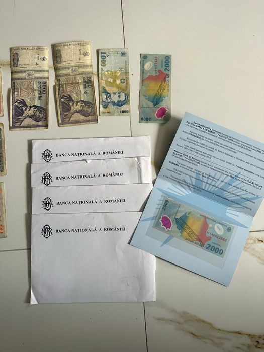 Vand bancnote vechi de colectie