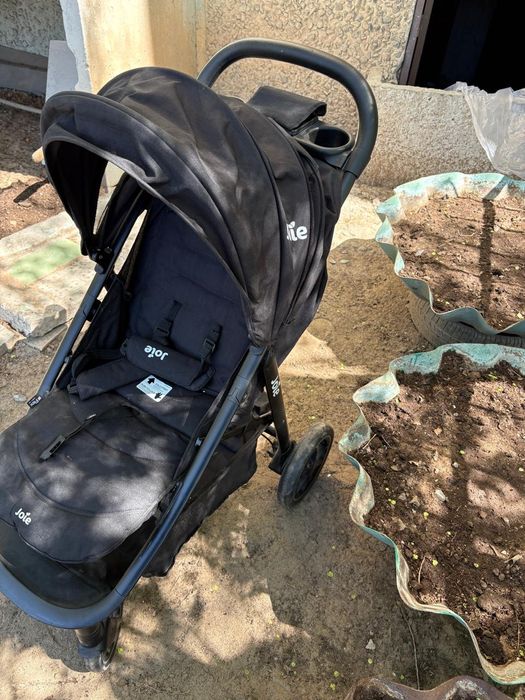 Продам детскую коляску