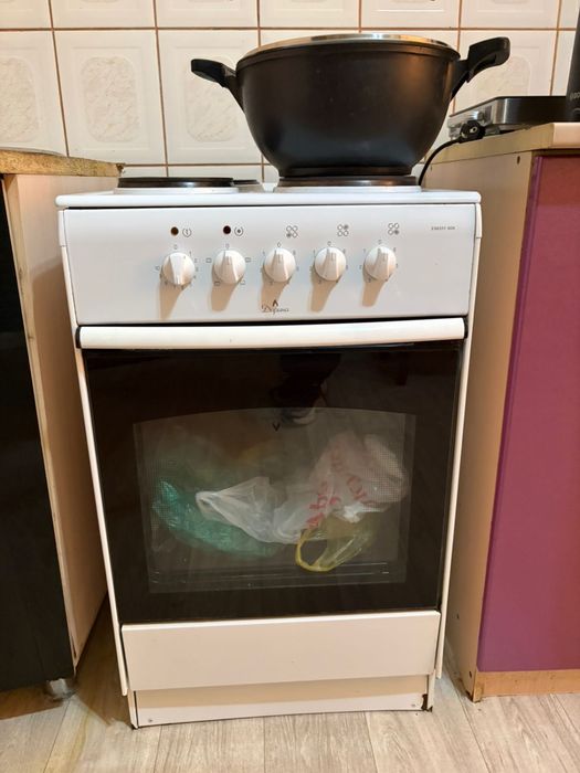 Электрическая плита