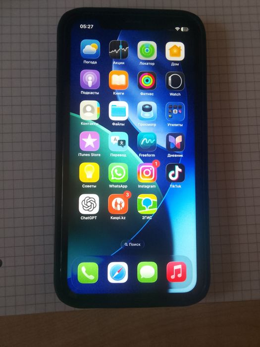 Apple 11 64gb akb 74%