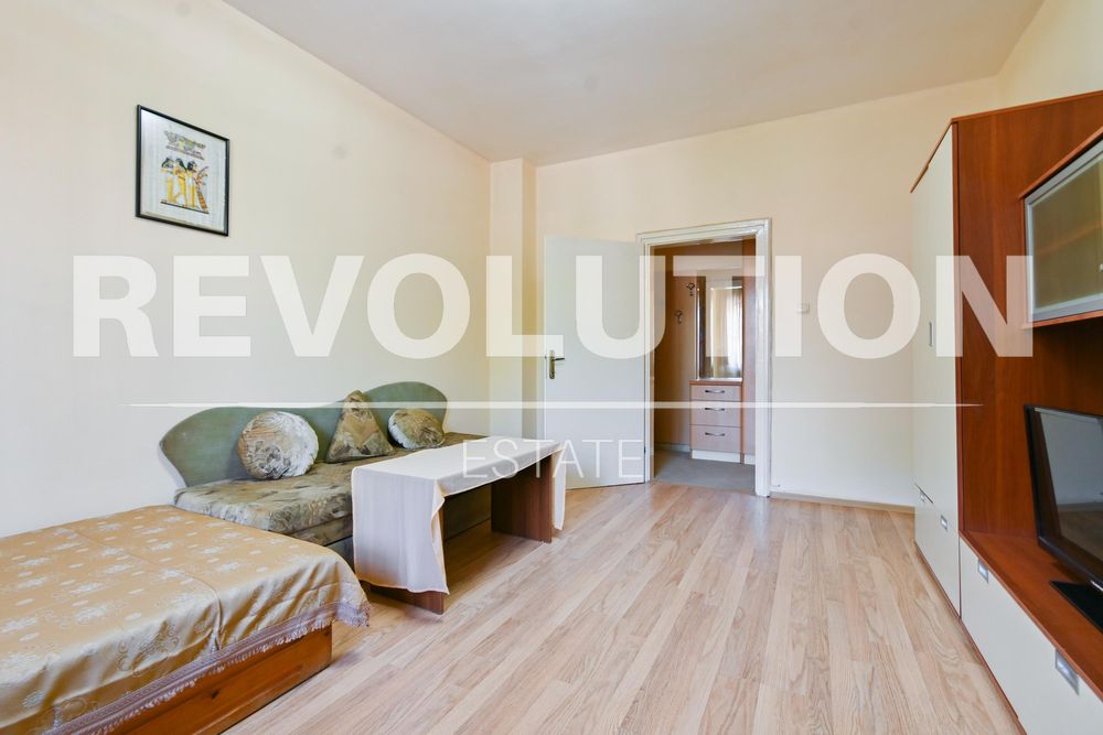 Продава се Двустаен апартамент в София, Дървеница - 49 кв.м за 3162 €/кв.м - Снимка #2