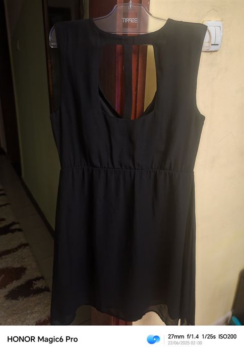 Малка, черна, рокля