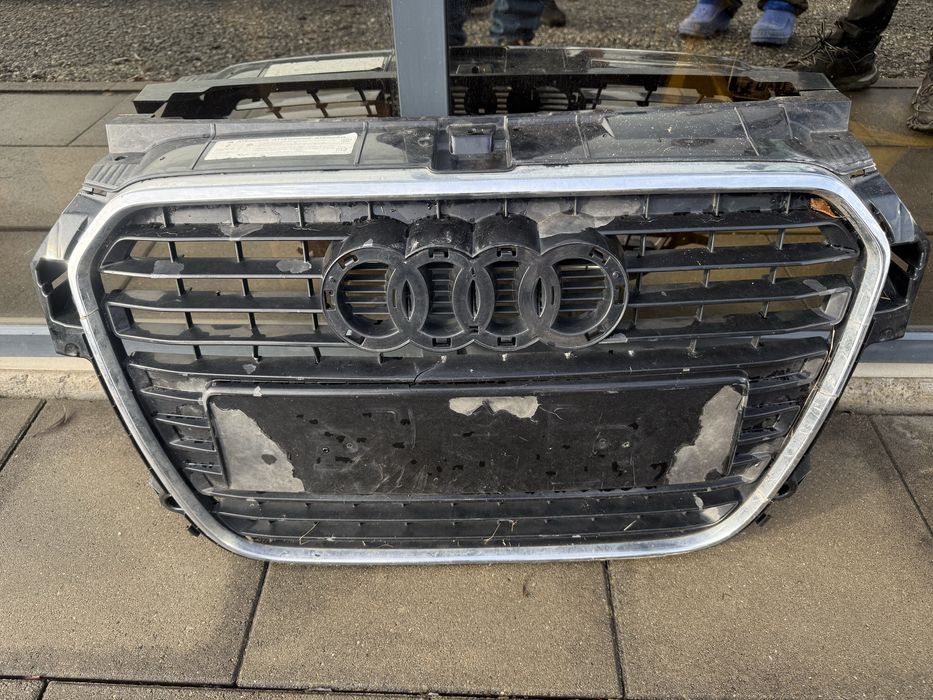 Vand grila Audi A1 8X S-line 2011-2015 originala